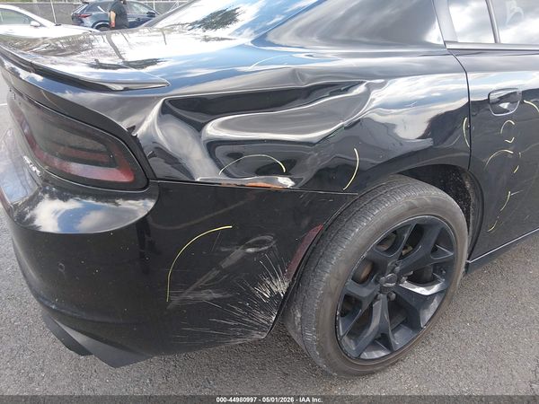 2015 DODGE CHARGER SXT