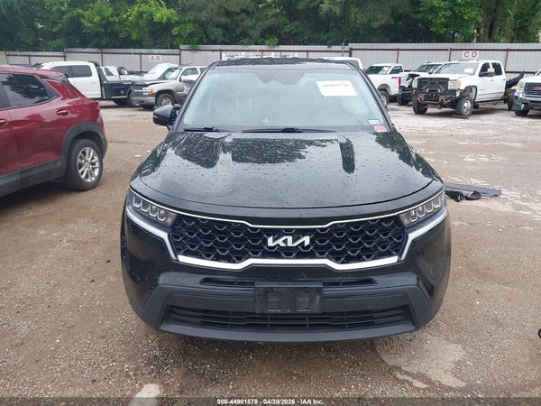 2022 KIA SORENTO LX