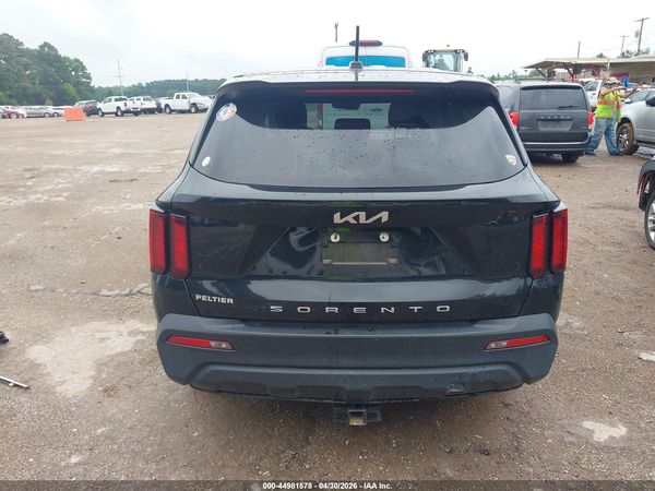 2022 KIA SORENTO LX