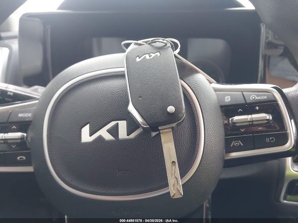 2022 KIA SORENTO LX