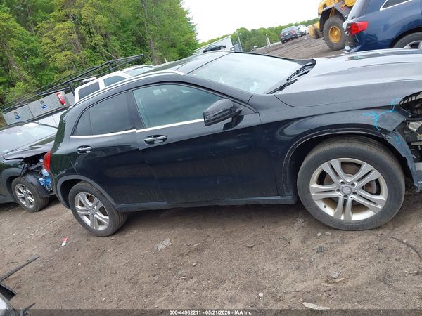 2017 MERCEDES-BENZ GLA 250 4MATIC