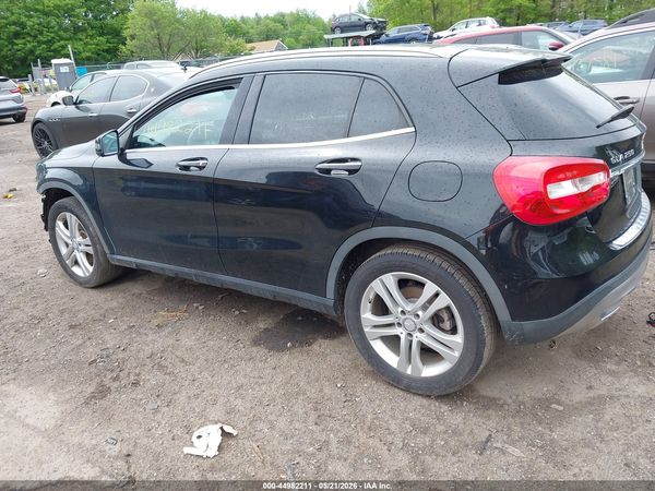 2017 MERCEDES-BENZ GLA 250 4MATIC