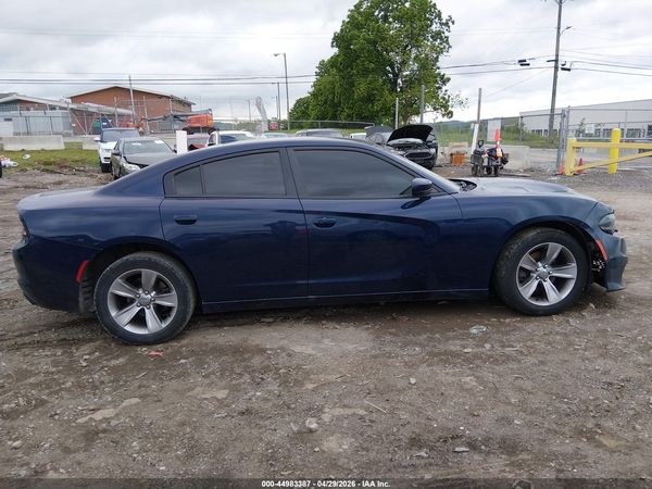 2016 DODGE CHARGER SXT