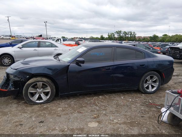 2016 DODGE CHARGER SXT