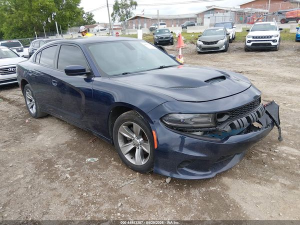 2016 DODGE CHARGER SXT