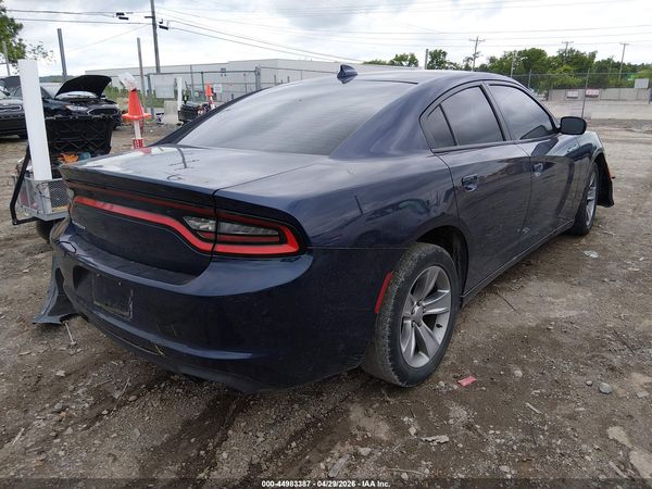 2016 DODGE CHARGER SXT