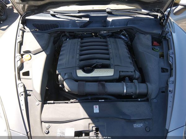 2012 PORSCHE CAYENNE