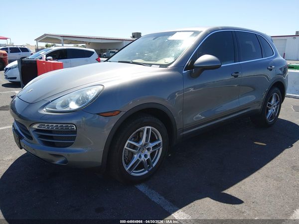 2012 PORSCHE CAYENNE