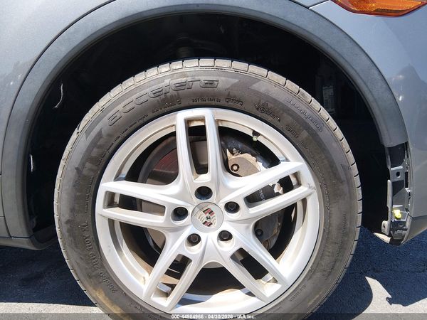 2012 PORSCHE CAYENNE