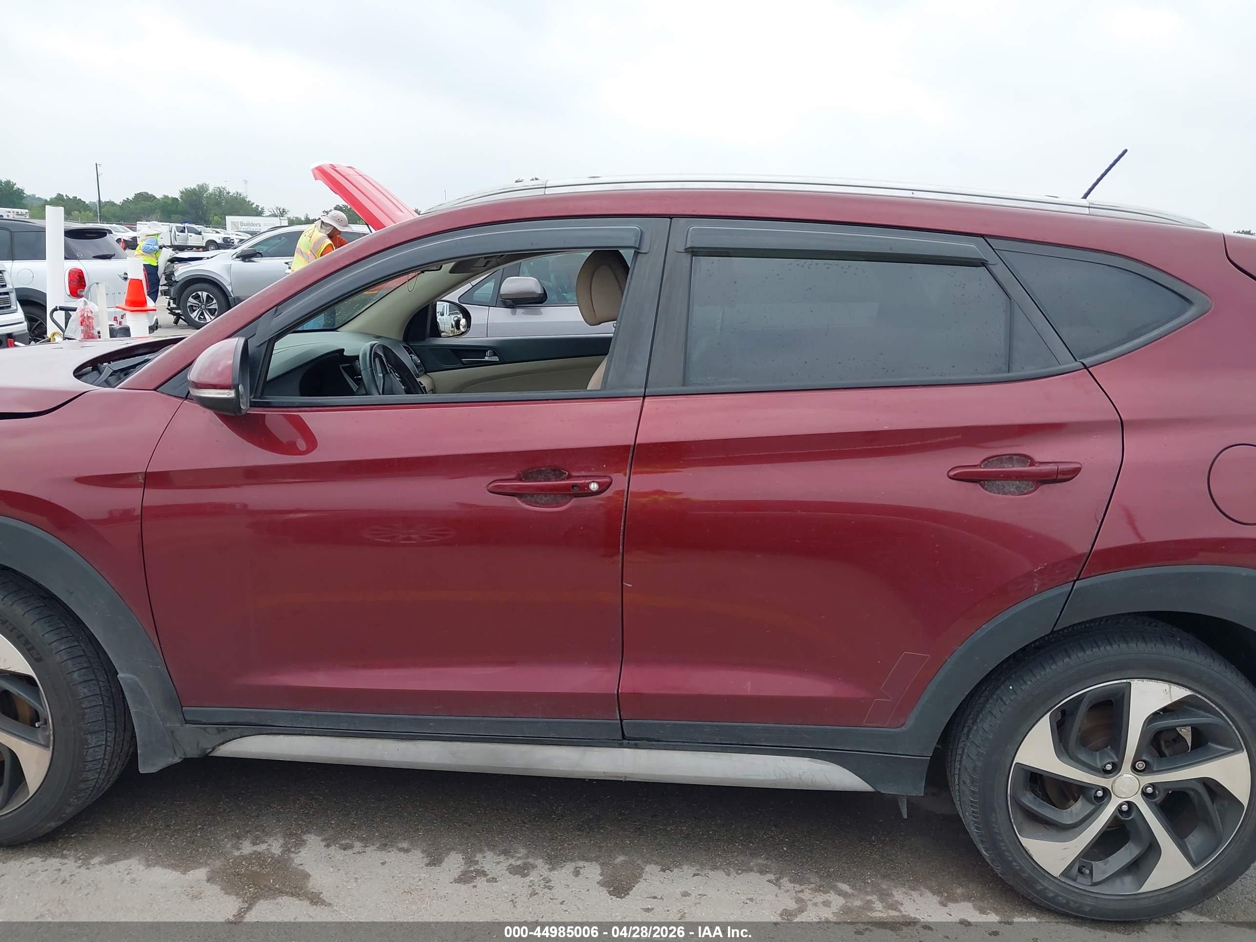 2017 HYUNDAI TUCSON SPORT