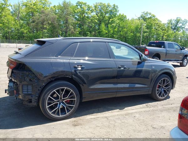 2023 AUDI Q8