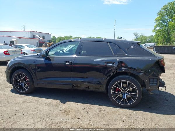 2023 AUDI Q8