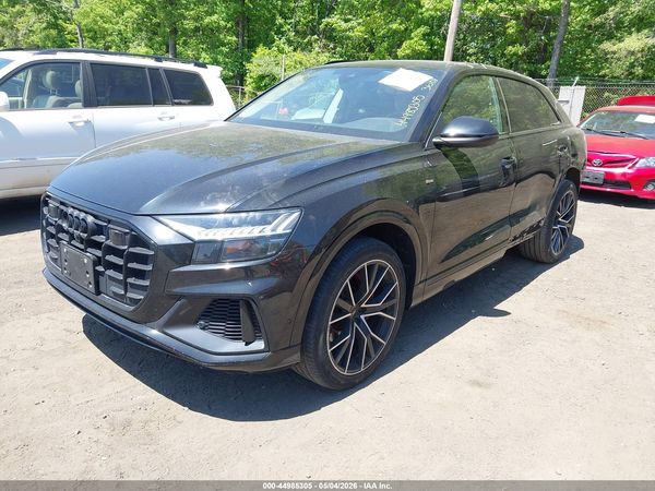 2023 AUDI Q8