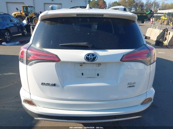 2016 TOYOTA RAV4 XLE