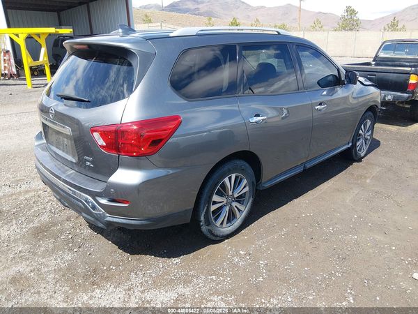 2019 NISSAN PATHFINDER SL — I4