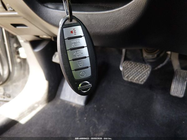 2019 NISSAN PATHFINDER SL — I11