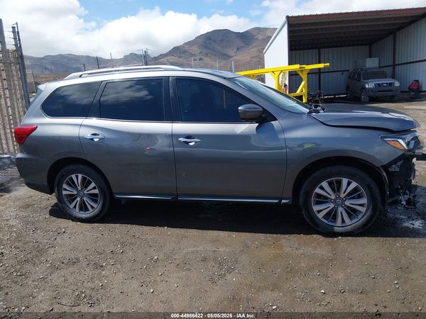 2019 NISSAN PATHFINDER SL — I116