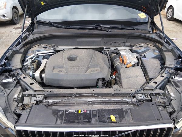 2023 VOLVO XC60 RECHARGE PLUG-IN HYBRID T8 PLUS BRIGHT THEME