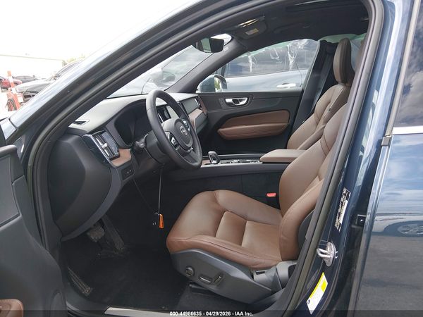 2023 VOLVO XC60 RECHARGE PLUG-IN HYBRID T8 PLUS BRIGHT THEME