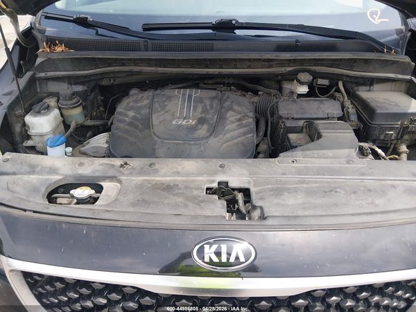 2017 KIA SEDONA LX