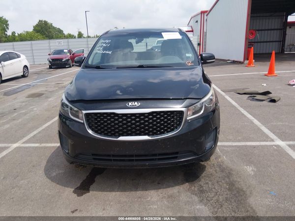 2017 KIA SEDONA LX