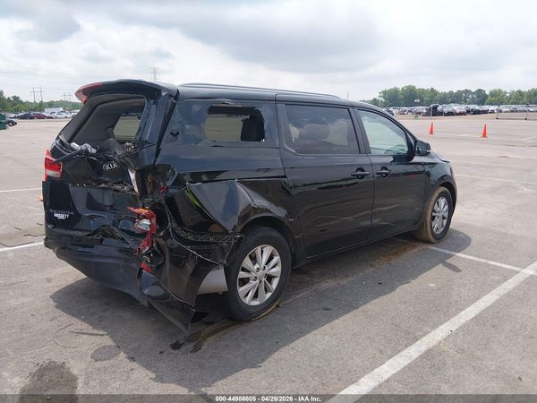 2017 KIA SEDONA LX