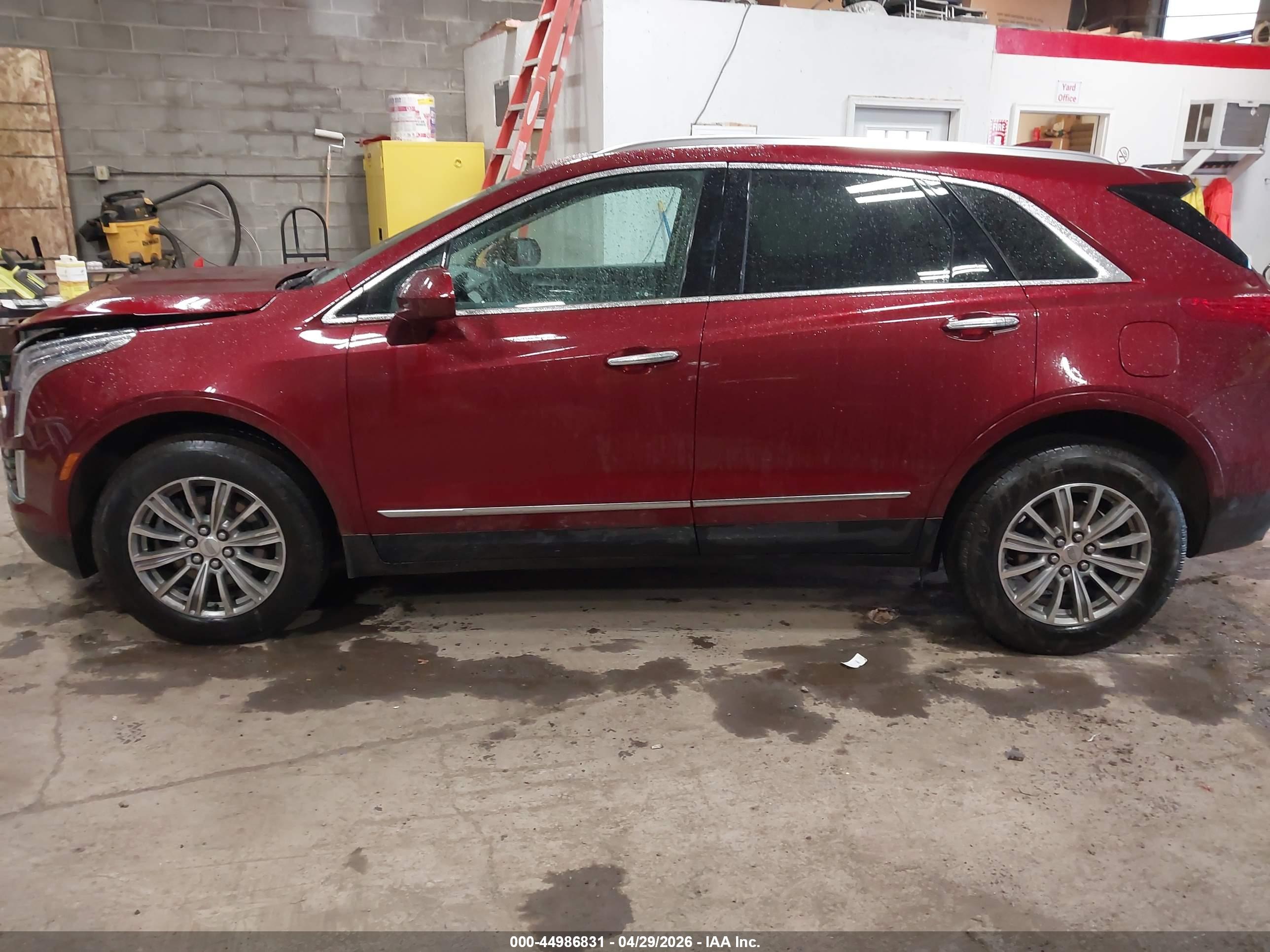 2017 CADILLAC XT5 LUXURY