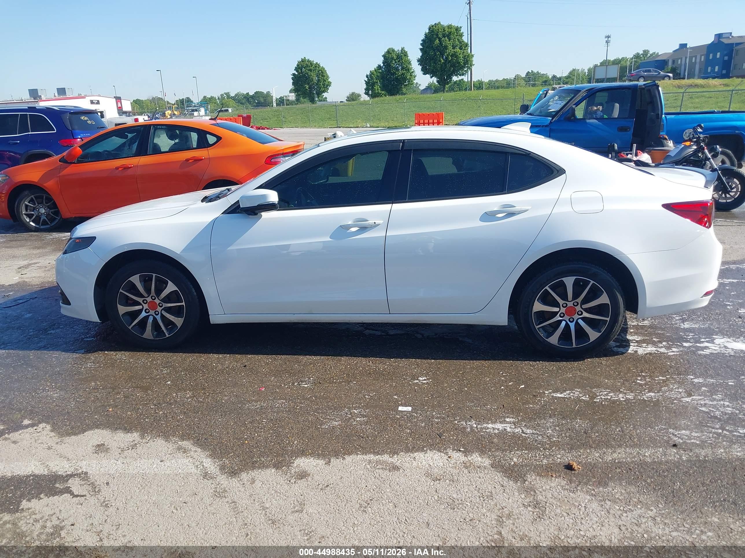 2017 ACURA TLX Base