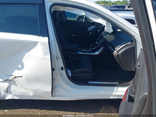 2017 ACURA TLX Base
