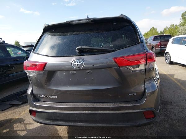 2019 TOYOTA HIGHLANDER XLE