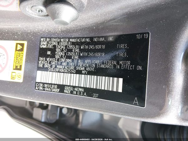 2019 TOYOTA HIGHLANDER XLE