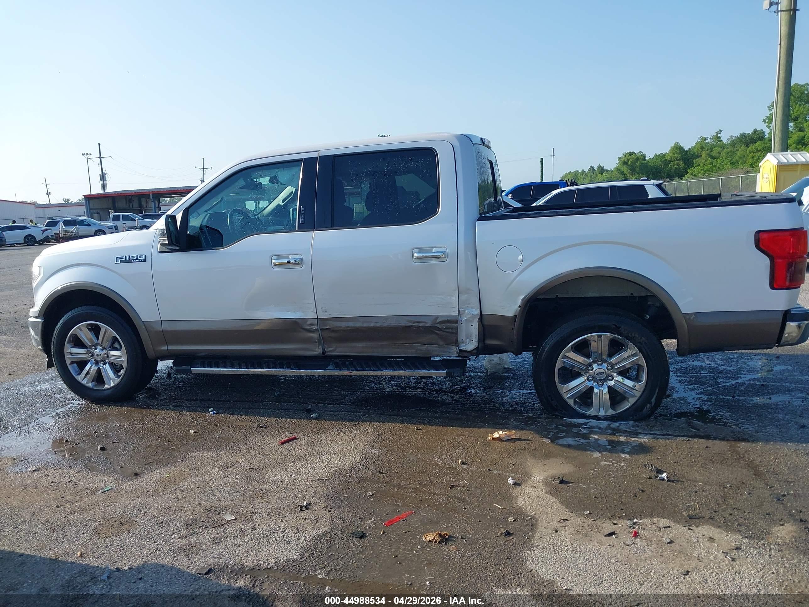 2019 FORD F-150 LARIAT