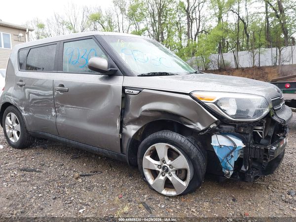 2017 KIA SOUL Base