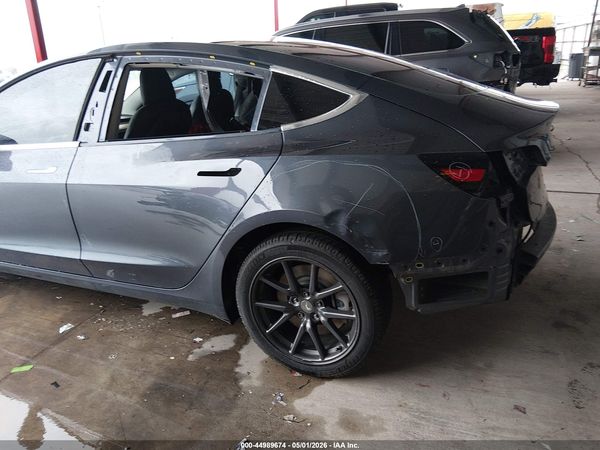 2018 TESLA MODEL 3 LONG RANGE/MID RANGE