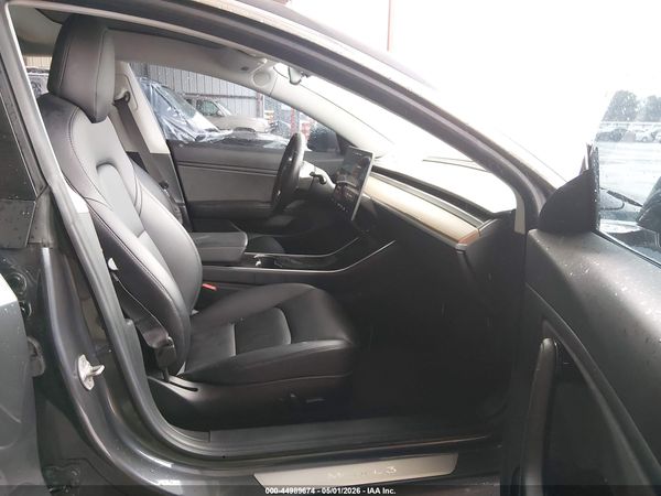 2018 TESLA MODEL 3 LONG RANGE/MID RANGE