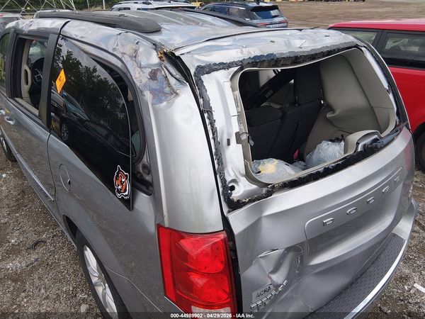2016 DODGE GRAND CARAVAN SXT — I6