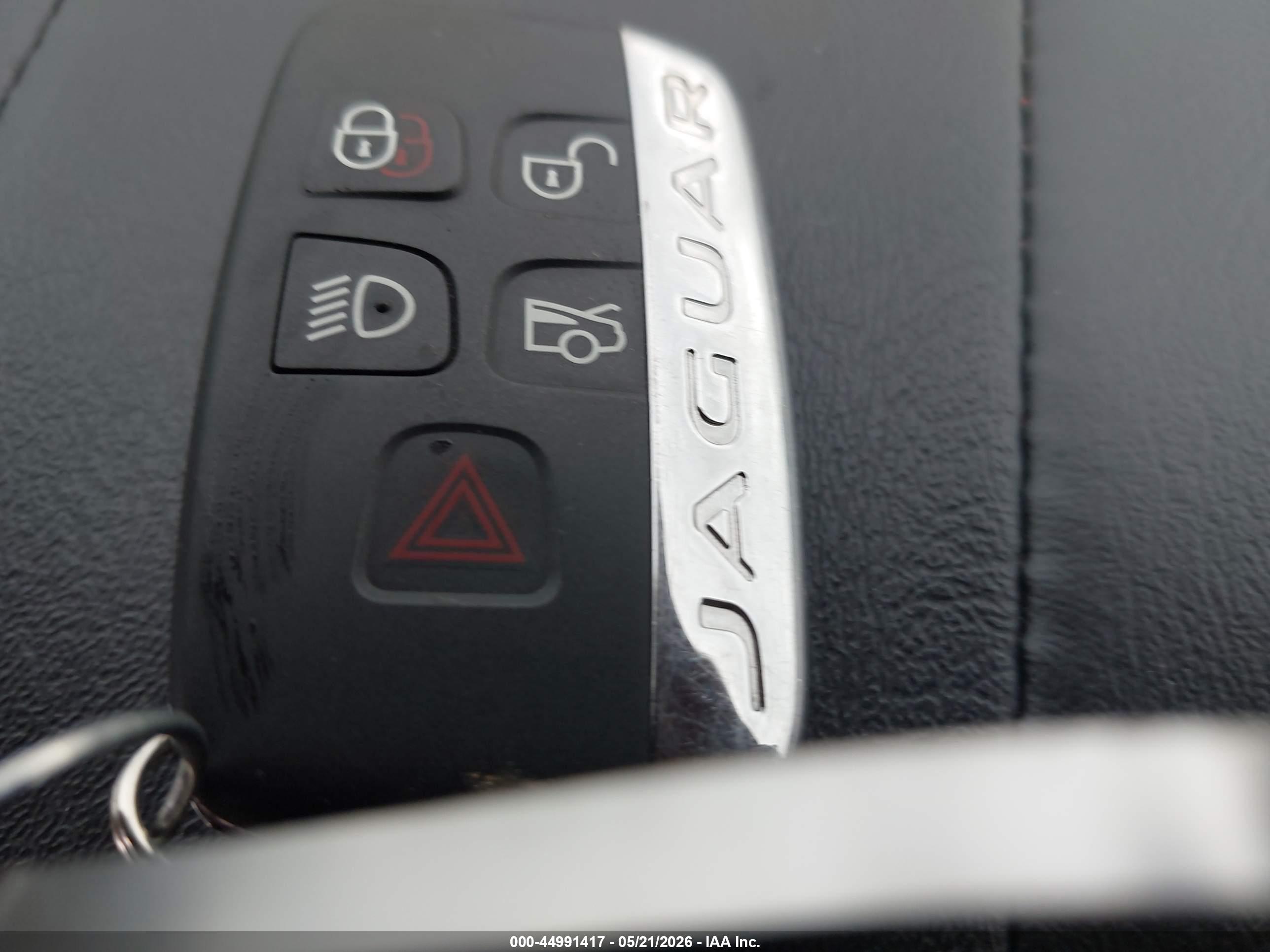 2016 JAGUAR F-TYPE R