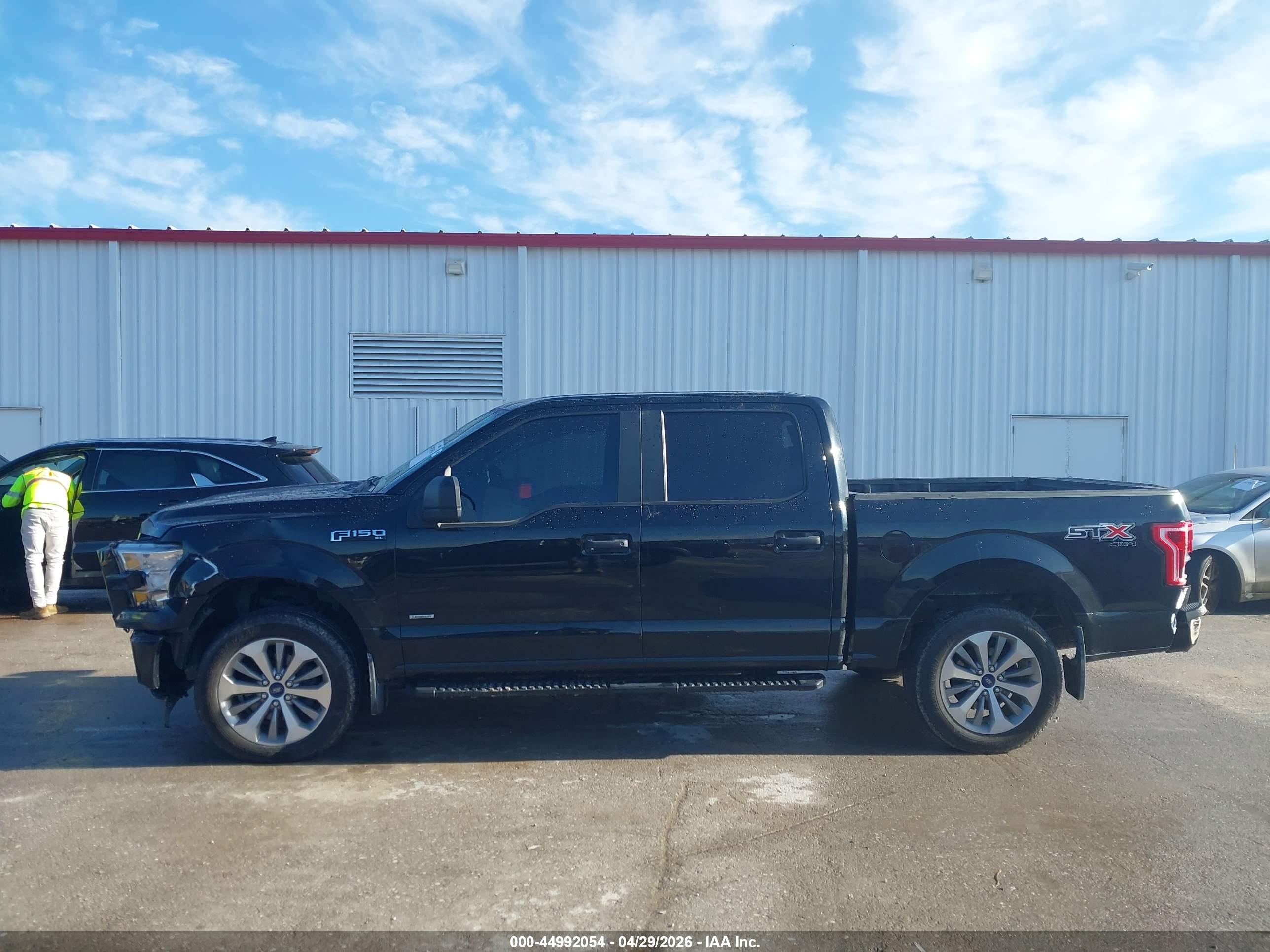 2017 FORD F-150 XL