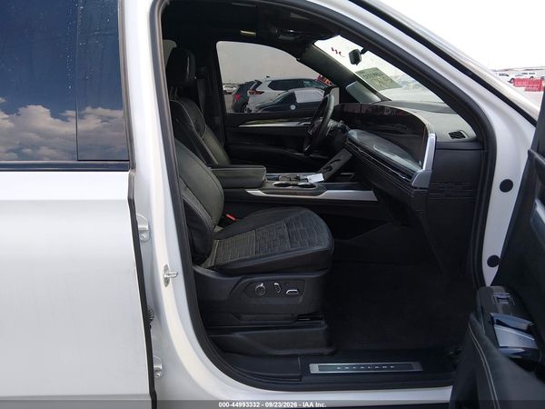 2025 CADILLAC ESCALADE V-SERIES — I5