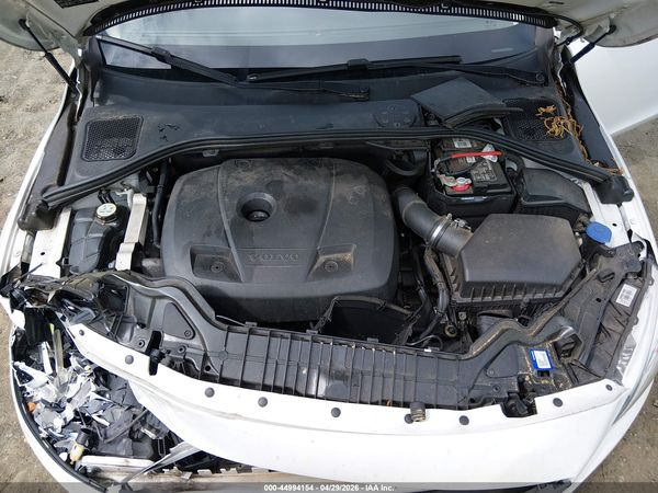 2016 VOLVO V60 T5 DRIVE-E PREMIER