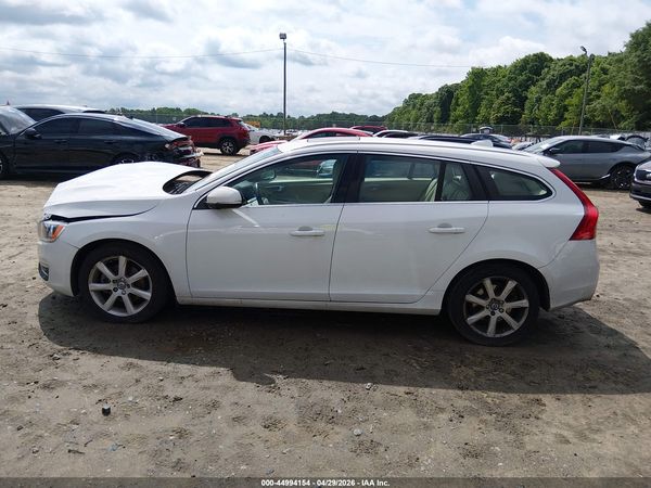 2016 VOLVO V60 T5 DRIVE-E PREMIER