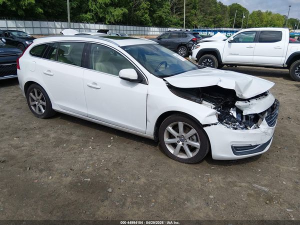 2016 VOLVO V60 T5 DRIVE-E PREMIER