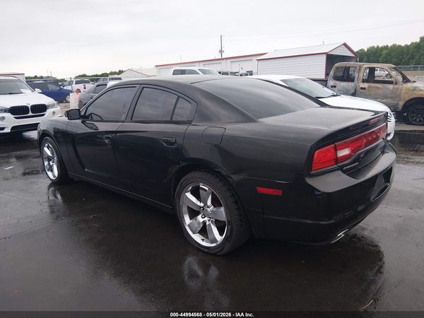 2012 DODGE CHARGER SE