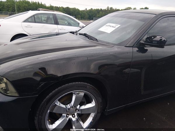 2012 DODGE CHARGER SE