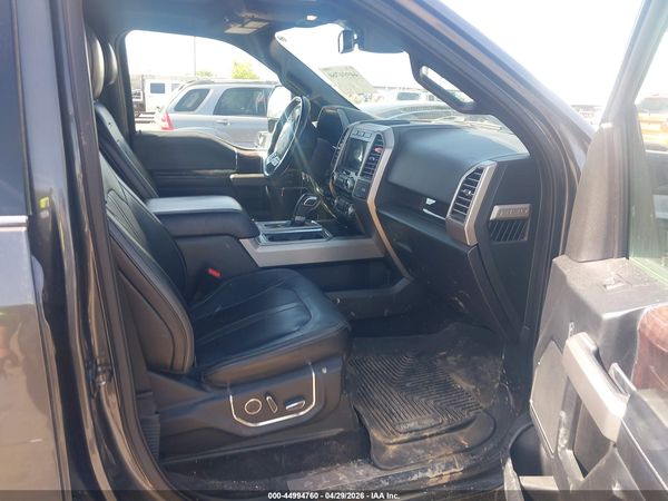 2017 FORD F-150 PLATINUM