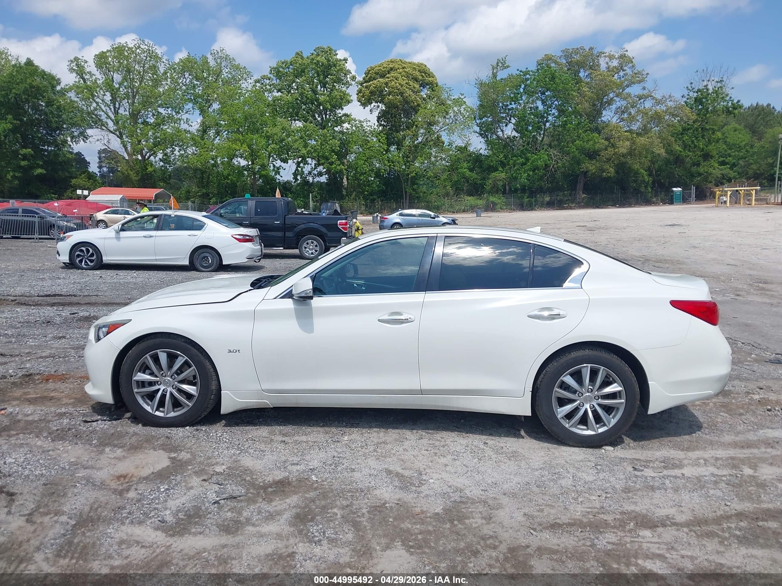 2016 INFINITI Q50 3.0T PREMIUM