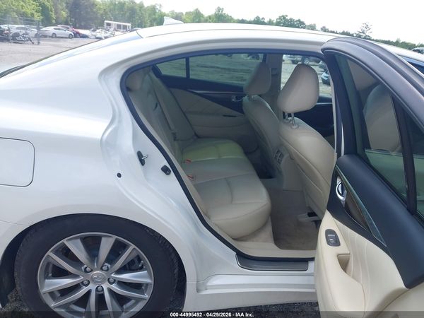 2016 INFINITI Q50 3.0T PREMIUM