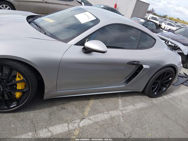 2020 PORSCHE 718 CAYMAN