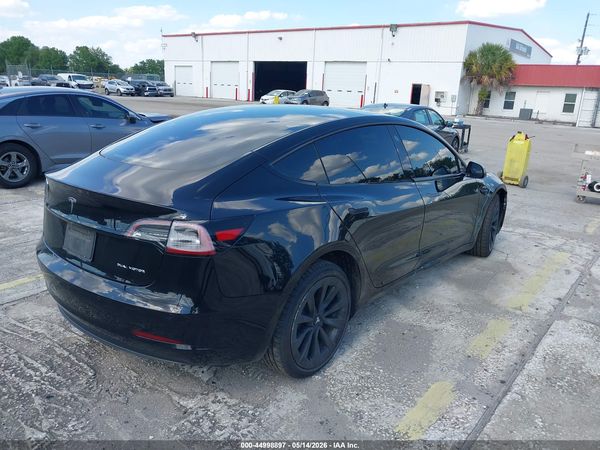 2022 TESLA MODEL 3