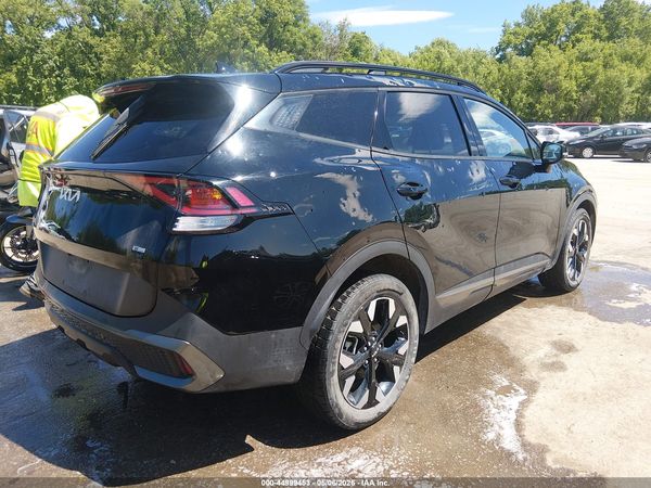 2023 KIA SPORTAGE X-LINE